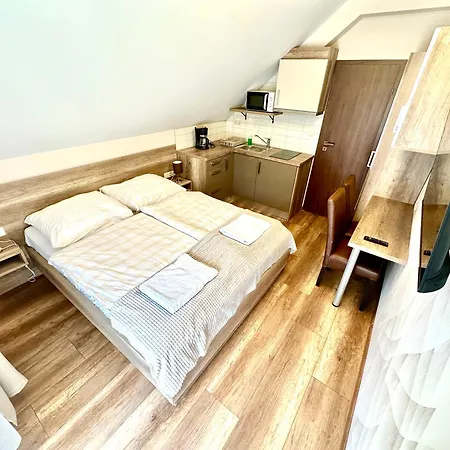Vendeghaz - 4* Siófok
