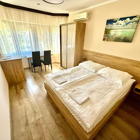See Vendeghaz - Siofok Bed & Breakfast Siofok