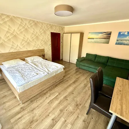 See Vendeghaz - Siofok 2*