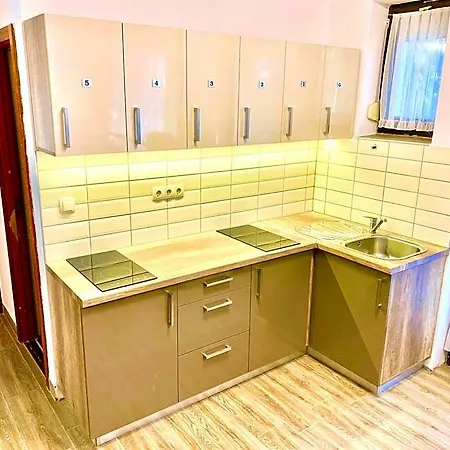Vendeghaz - Bed & Breakfast 3*